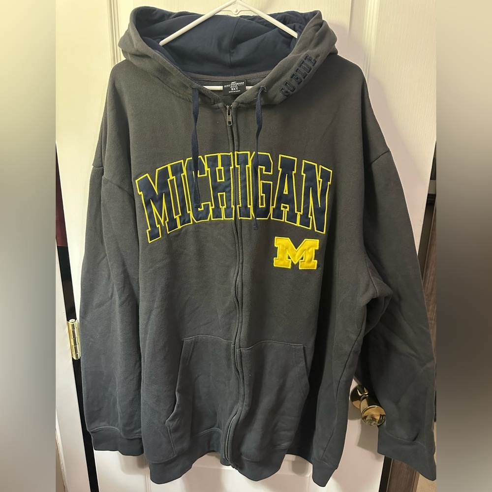 University of Michigan zip up hoodie